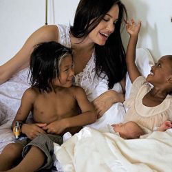 Анджелина Джоли: какво я е подтикнало към развод