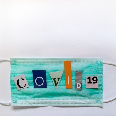 Как да различиш COVID-19 от настинка и грип