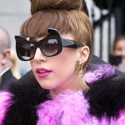 42 от най-впечатляващите визии на Лейди Гага