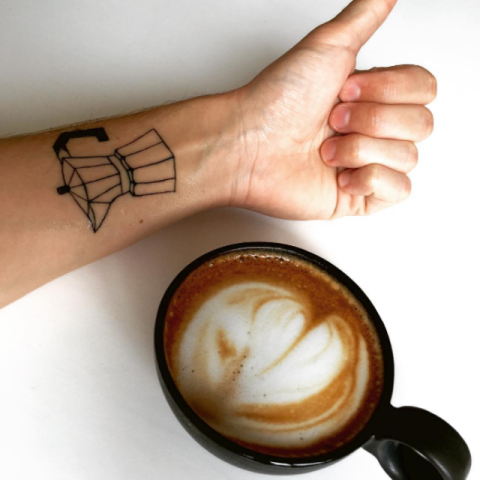 13 „горещи“ татуировки за любителите на кафе