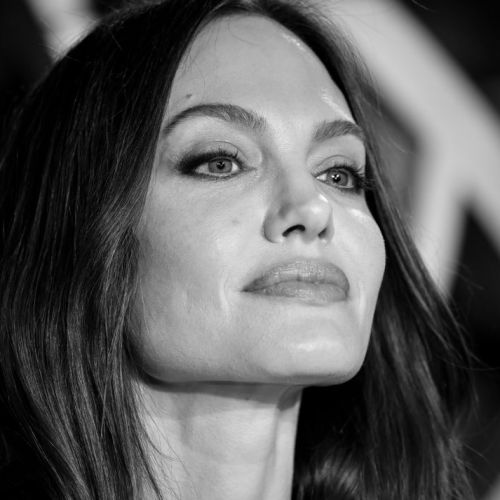 Анджелина Джоли спечели в съда срещу Брад Пит