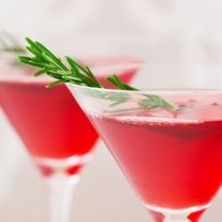 6 мартини коктейла за сгряване на празниците